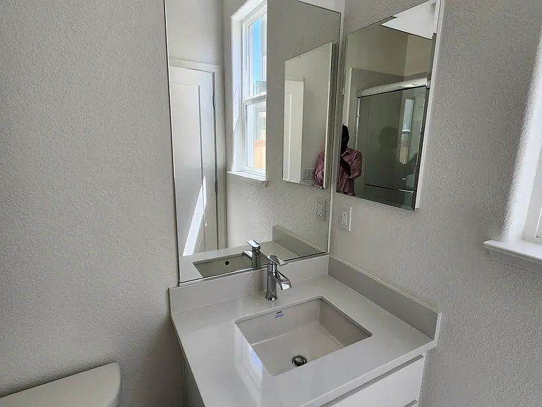 16874 Rembrandt Dr — Photo 8