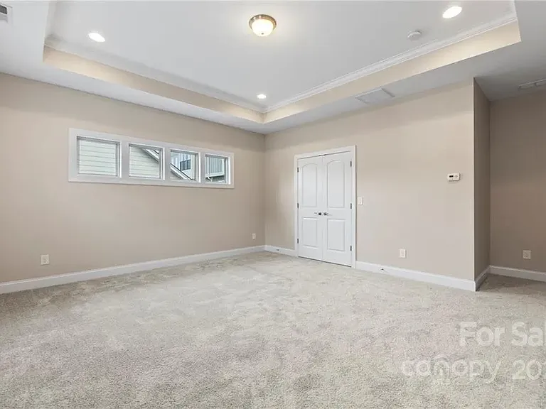 733 Herrin Ave — Photo 13