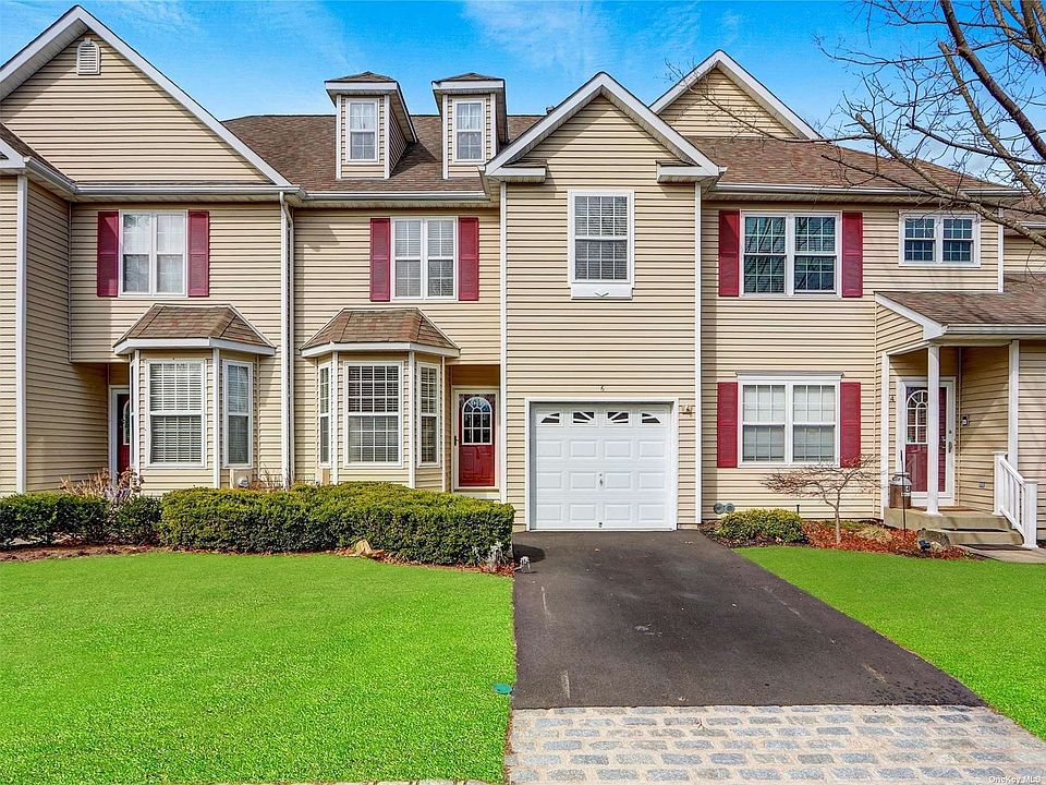 1st image of 6 Halley Ct #6