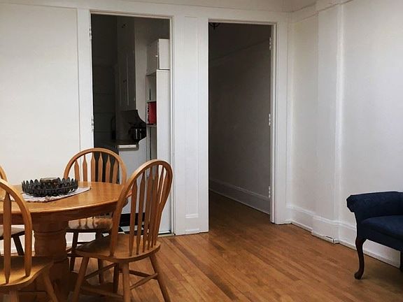 5th image of 711 Broadway N APT 18