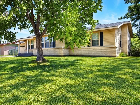 1410 Casa Linda Dr, Corpus Christi, TX 78411