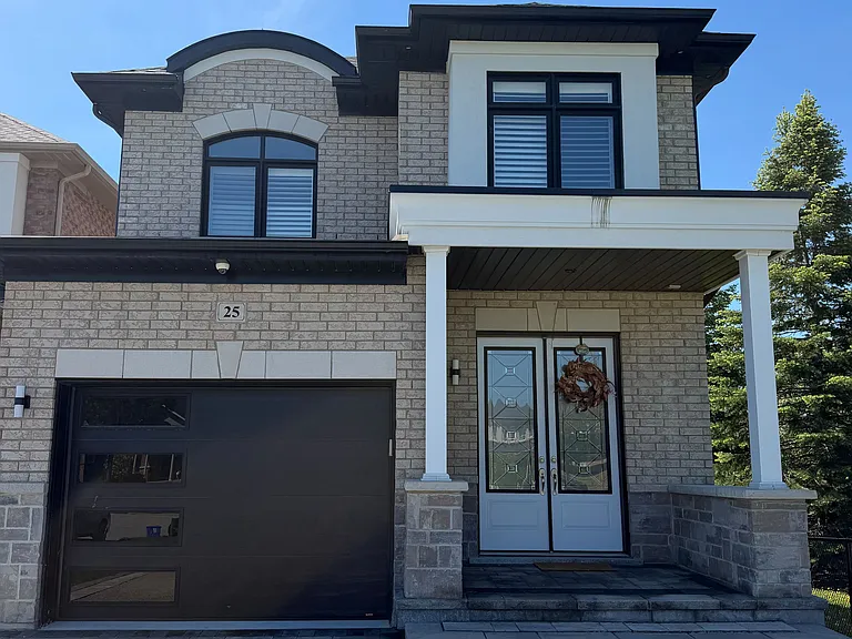 25 Disney Ct #UPPER — Photo 1