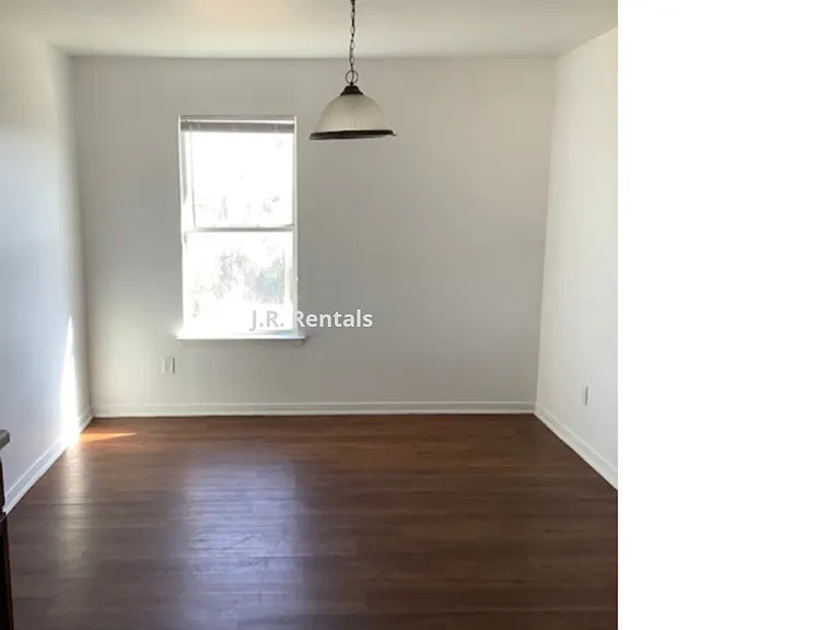 413 Brittney Way #D — Photo 15