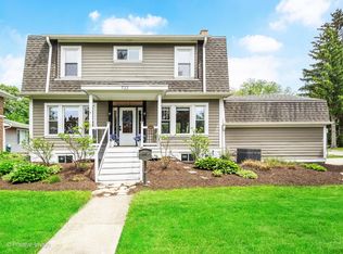 733 S Naperville Rd, Wheaton, IL 60189