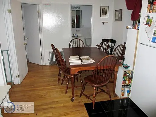 Rented by Metropolitan Property Group | media 35