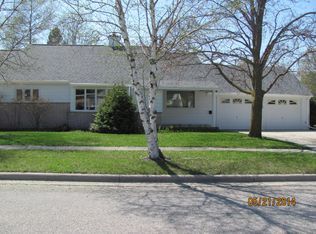 407 S 6th St, Rogers City, MI 49779