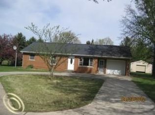 10255 Rawsonville Rd, Belleville, MI 48111
