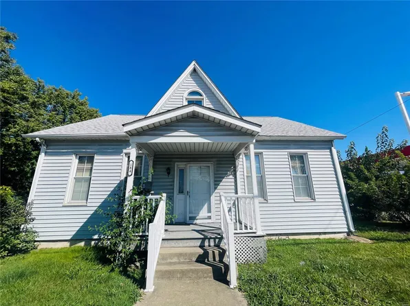 184 N Mill St, Nashville, IL 62263