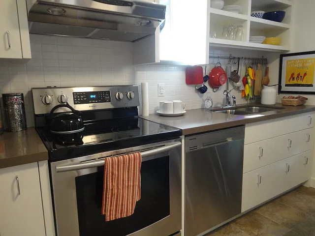 20 Wolcott Ave — Photo 12