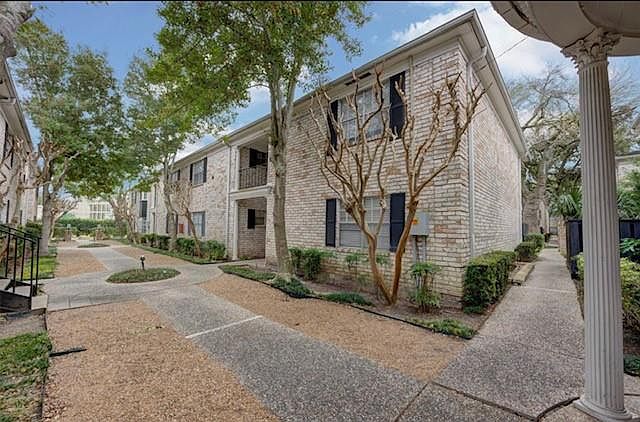 1st image of 7900 Westheimer Rd APT 117