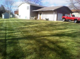 8225 Morgan Ave N, Brooklyn Park, MN 55444