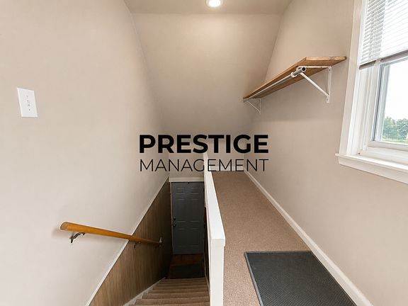 3rd image of 401 Center St #80910B986