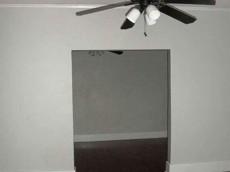 1237 Perkins Rd #4 — Photo 3
