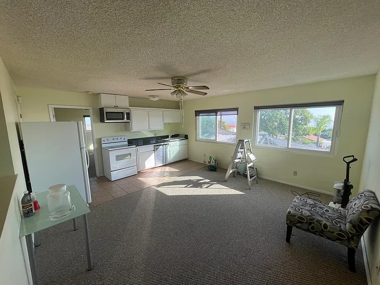 2085 Jaybrook Dr #BACK HOUSE — Photo 3