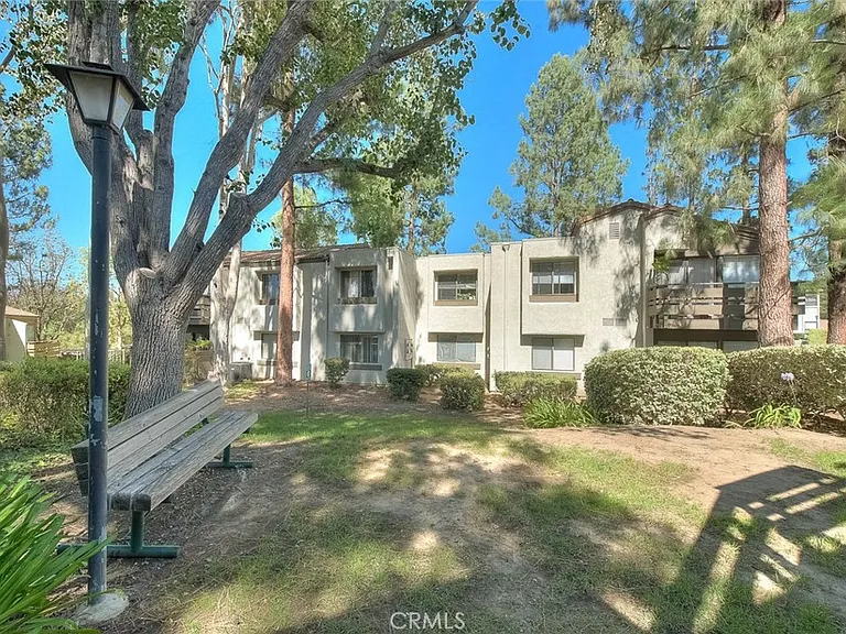 22874 Hilton Head Dr — Photo 2