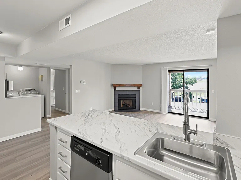 Quail Cove Apartments — Photo 29