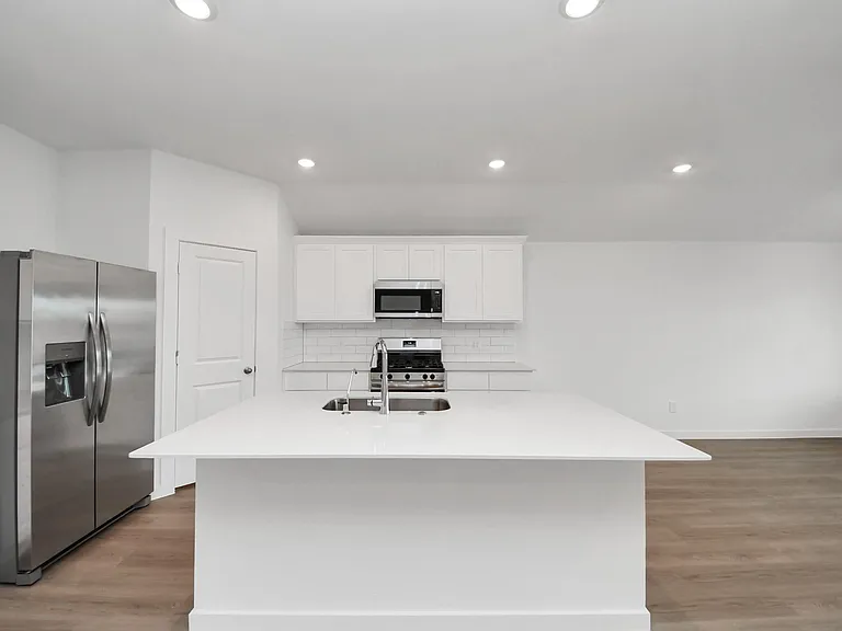 9106 Serene Haven Dr — Photo 4