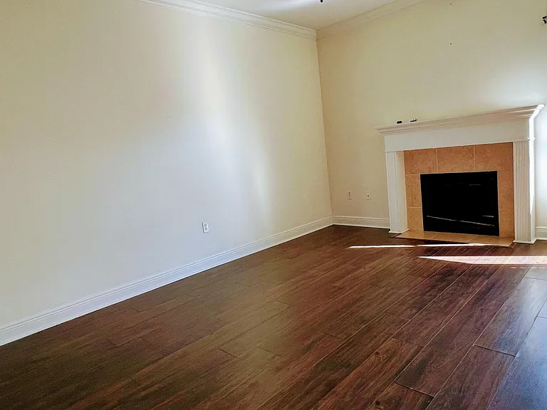 3457 Riverbend Cv — Photo 3