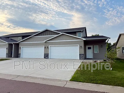 6114 E Copper Pl Photo 1