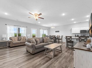 115 Bunker Dr #3, Reeds Spring, MO 65737