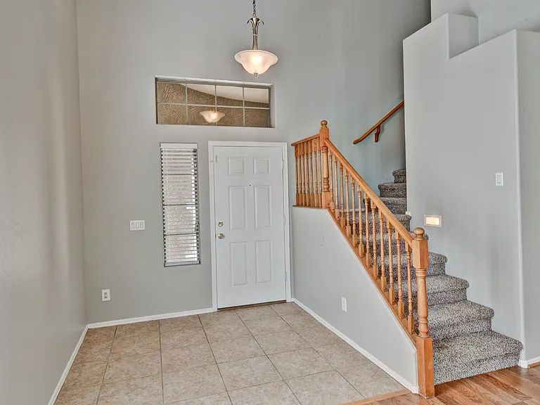 10115 W Parkway Dr — Photo 9