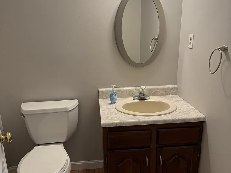887 Wellman Ave — Photo 7