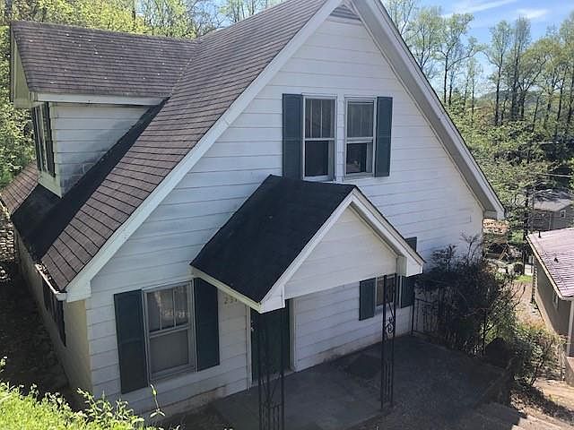1st image of 231 Mount Martha Dr