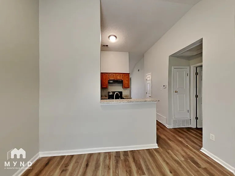 5624 Kaitlyn Dr W — Photo 7