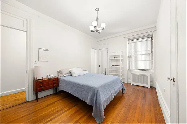 Rented by SERHANT. | media 8