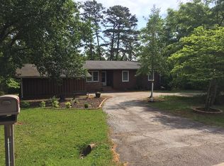 816 Alpine Dr, Seneca, SC 29672