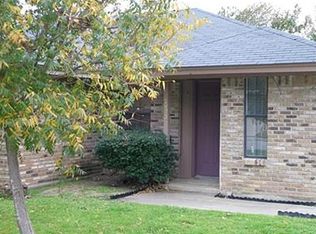 7421 Windhaven Rd, North Richland Hills, TX 76182