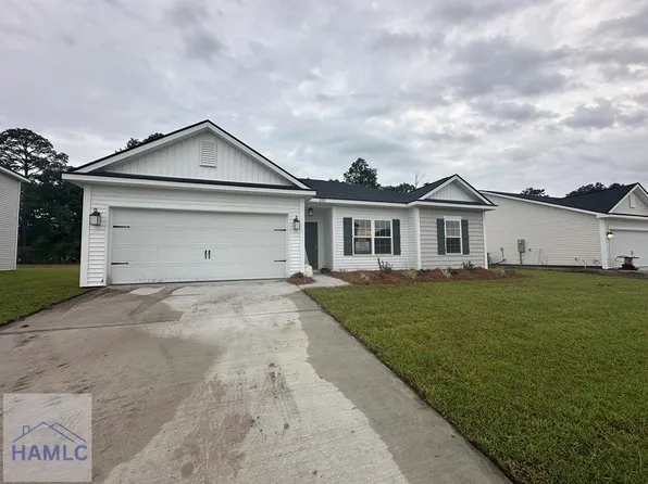 232 Juniper Dr, Hinesville, GA 31313