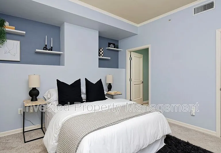 1975 N Grant St #610 — Photo 14
