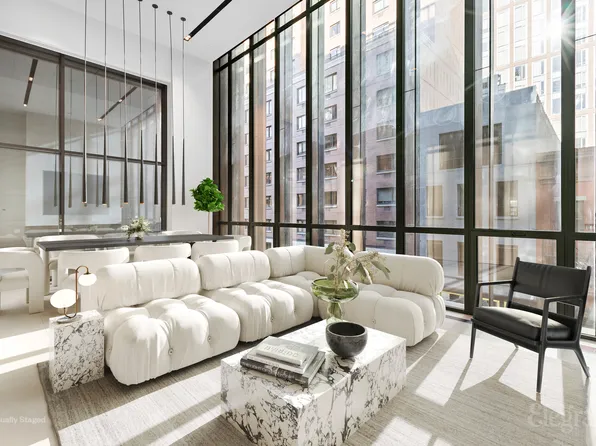522 West 29th Street 3B image 1 of 17