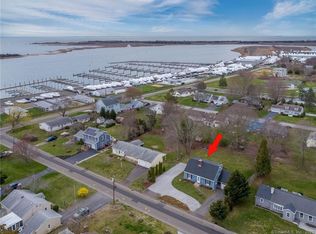 116 Harbor Pkwy, Clinton, CT 06413