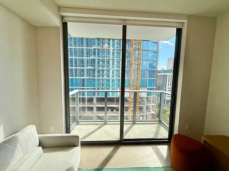 11 NE 6th St #1803 — Photo 14