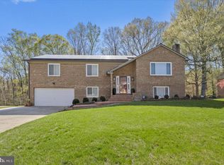 906 Othman Dr, Fort Washington, MD