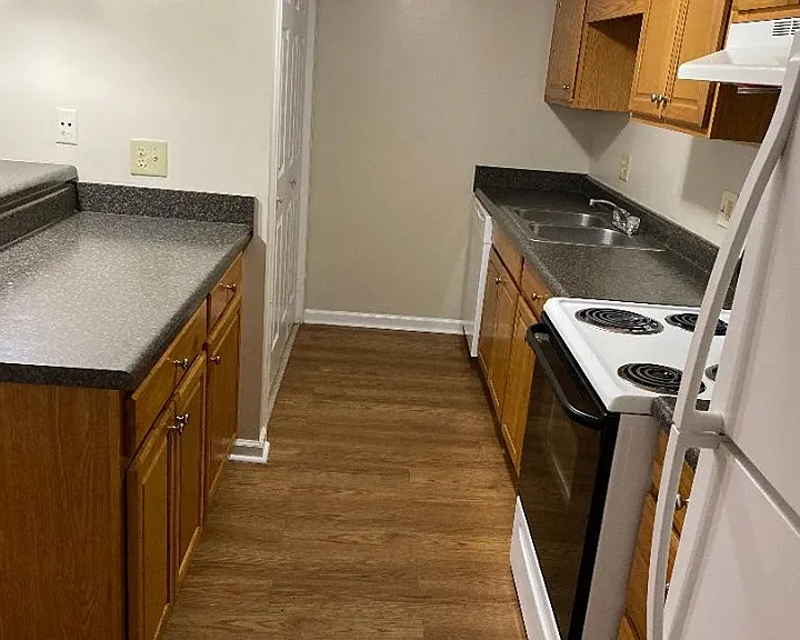 Richland Terrace — Photo 22