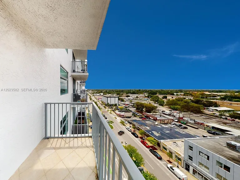 140 S Dixie Hwy #907 — Photo 8