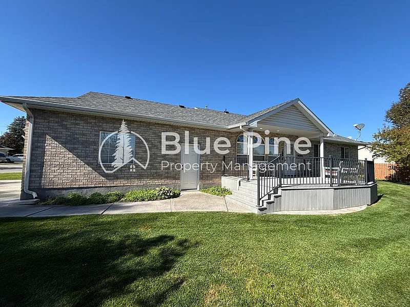 2601 S Ammon Rd #4-1