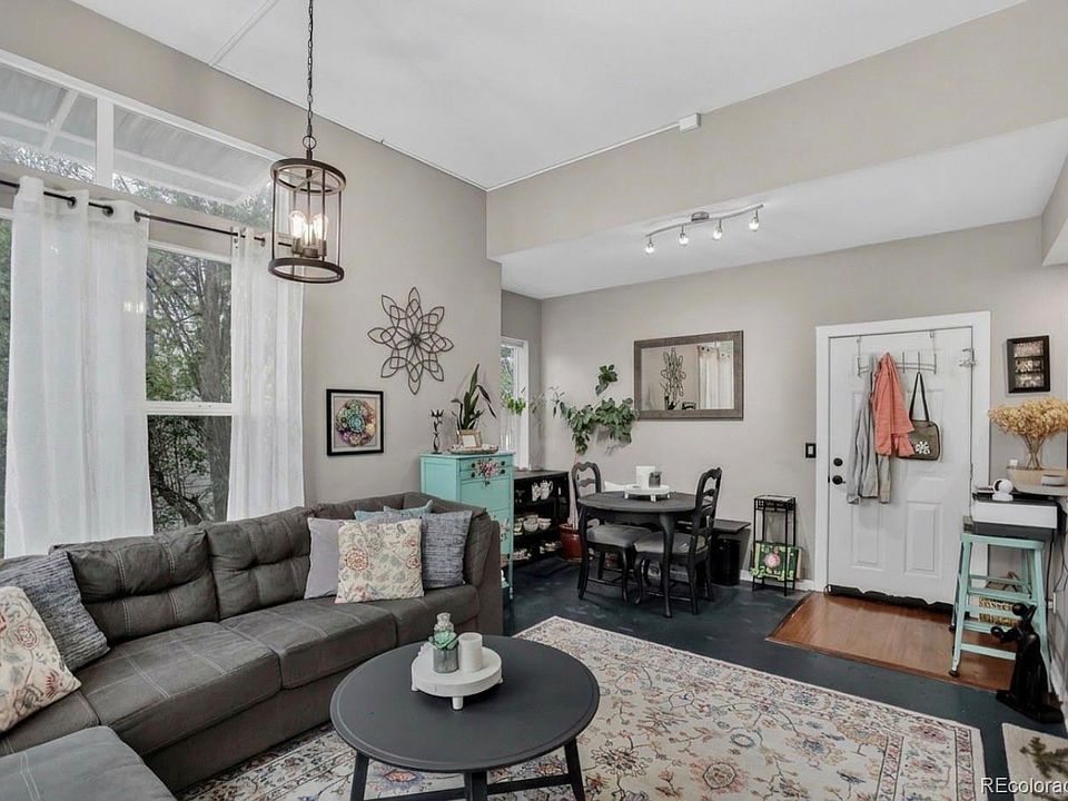 1st image of 2828 Syracuse Street #222