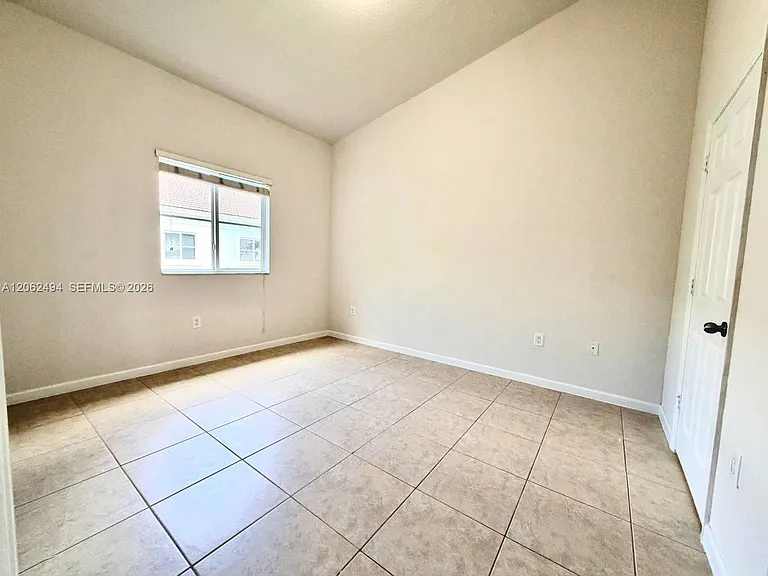 3431 W 80th St #202 — Photo 26