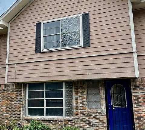 2nd image of 13467 Castilian Dr #1