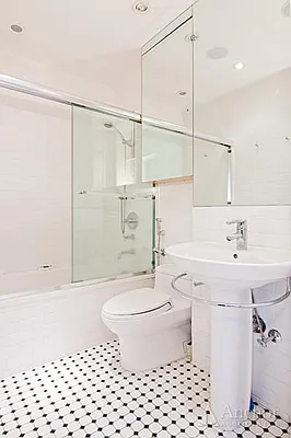 Sold by Anchor Associates | media 26