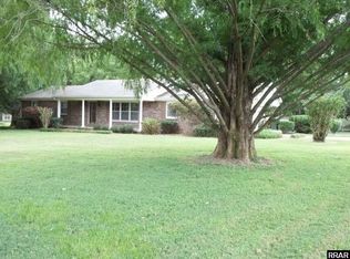 154 Weldon Dr, Martin, TN 38237