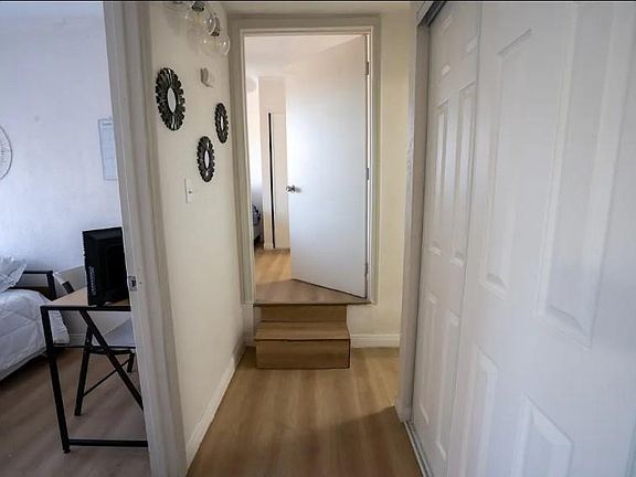 4th image of 619 W Oldfield St
