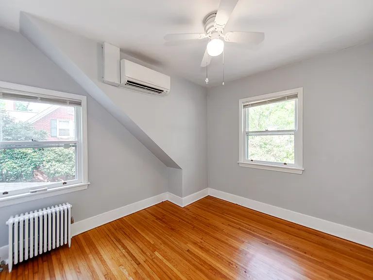 1208 Oakwood Ave — Photo 19