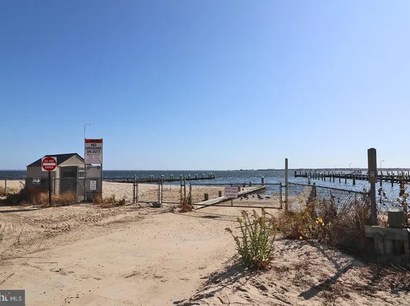 220 Garfield Ave, Toms River, NJ 08753