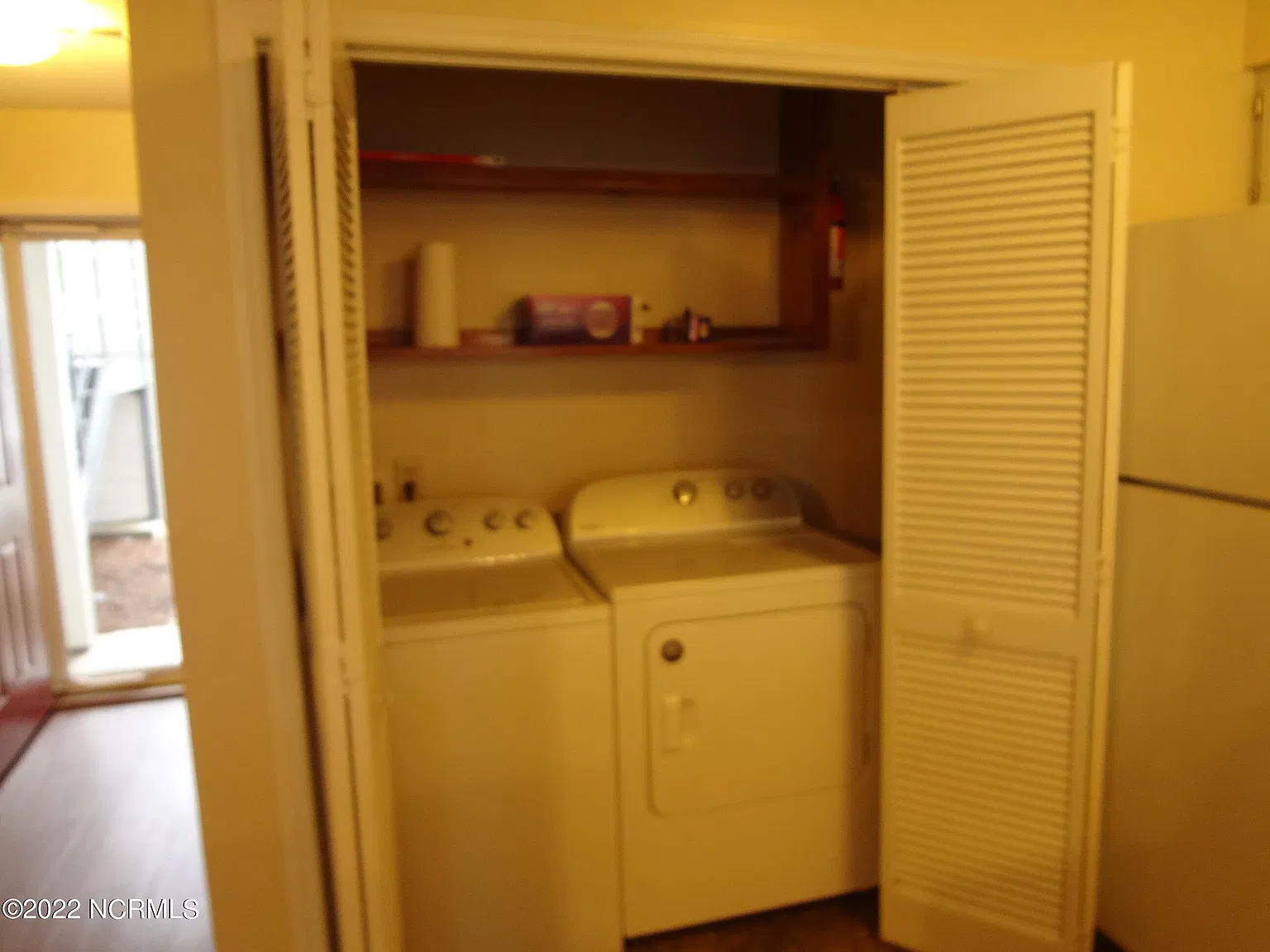 2 bed, 2.0 bath, 1123 sqft, $1,200 — Photo 4