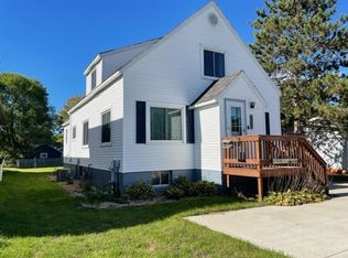 2824 Lindbergh Ave, Stevens Point, WI 54481